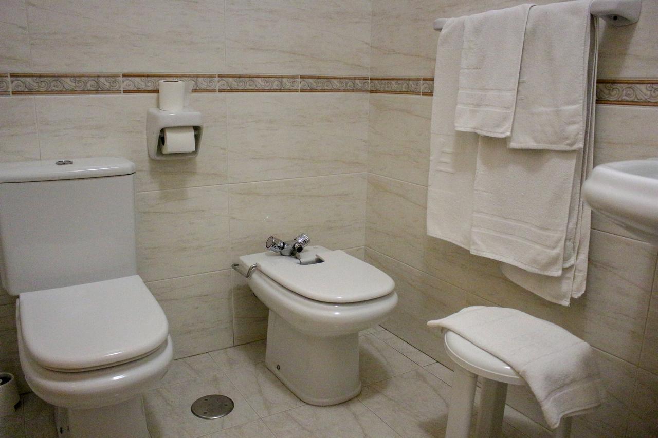 Hostal Esperanza Benajarafe Eksteriør billede