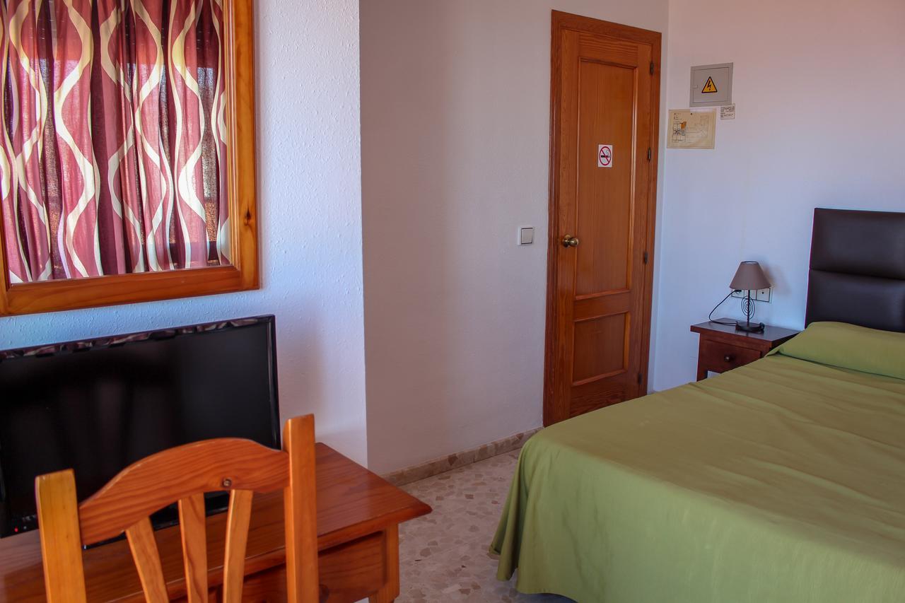 Hostal Esperanza Benajarafe Eksteriør billede
