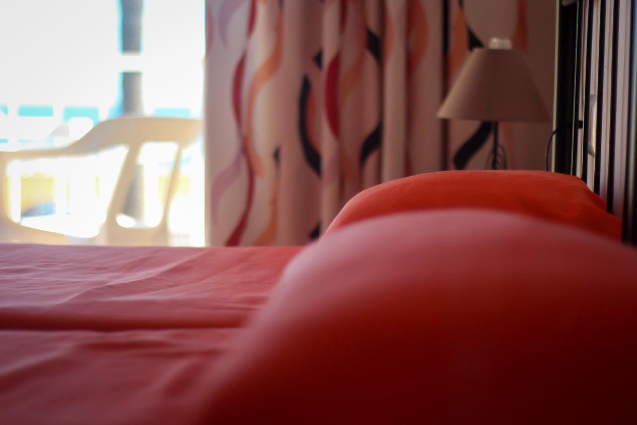 Hostal Esperanza Benajarafe Eksteriør billede